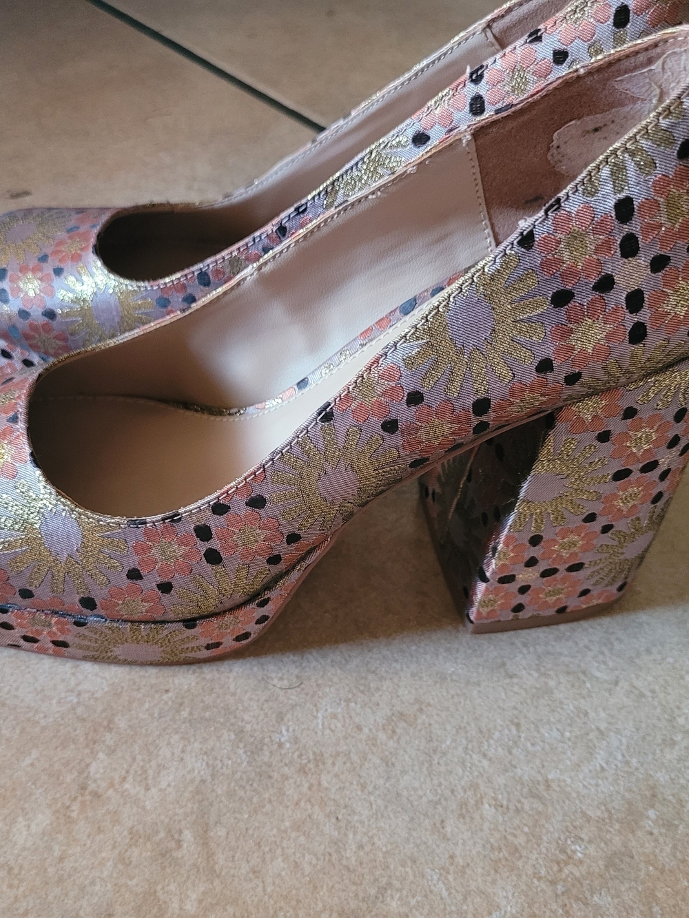 Katy Perry Floral Brocade Platform Heels Size 8M | Chunky Block Pumps